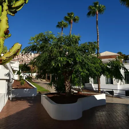 Luxury In Island Village *