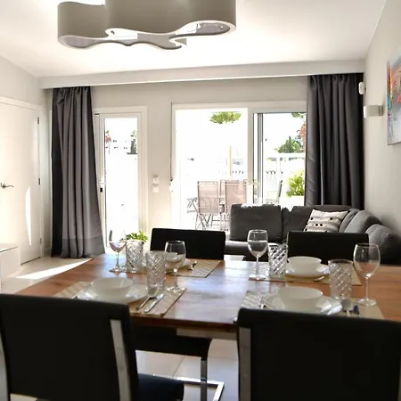 Luxury In Island Village