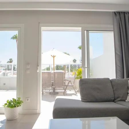 Luxury In Island Village *