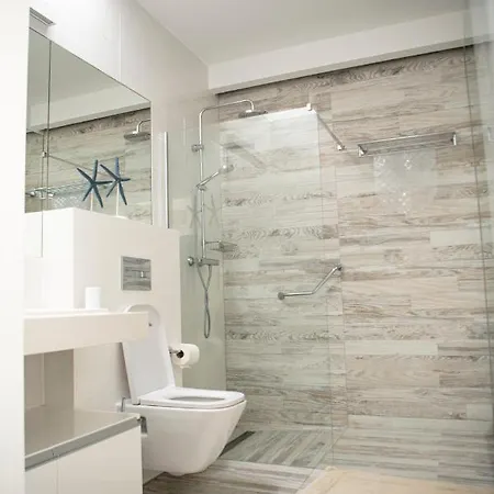 Luxury In Island Village Apartment *